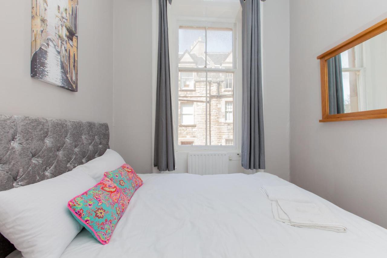 Bright & Homely City Centre Apartment Near Holyrood 爱丁堡 外观 照片
