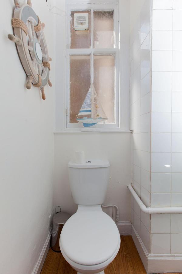 Bright & Homely City Centre Apartment Near Holyrood 爱丁堡 外观 照片