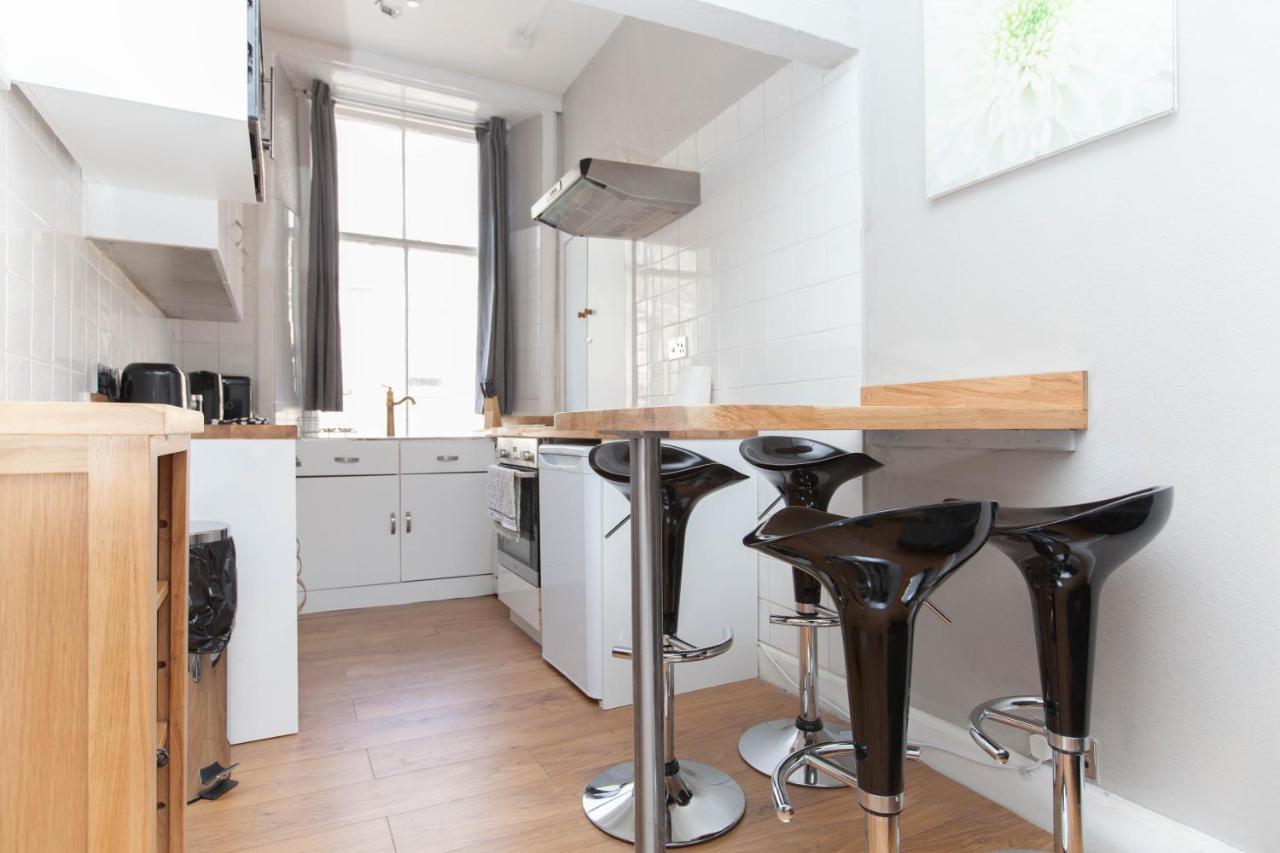 Bright & Homely City Centre Apartment Near Holyrood 爱丁堡 外观 照片